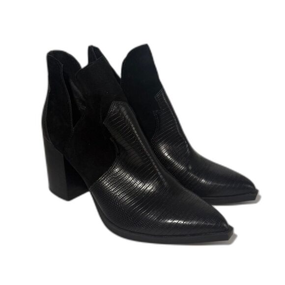 Steve Madden Chaya Pointed Toe Bootie - Black 9 - Picture 1 of 8